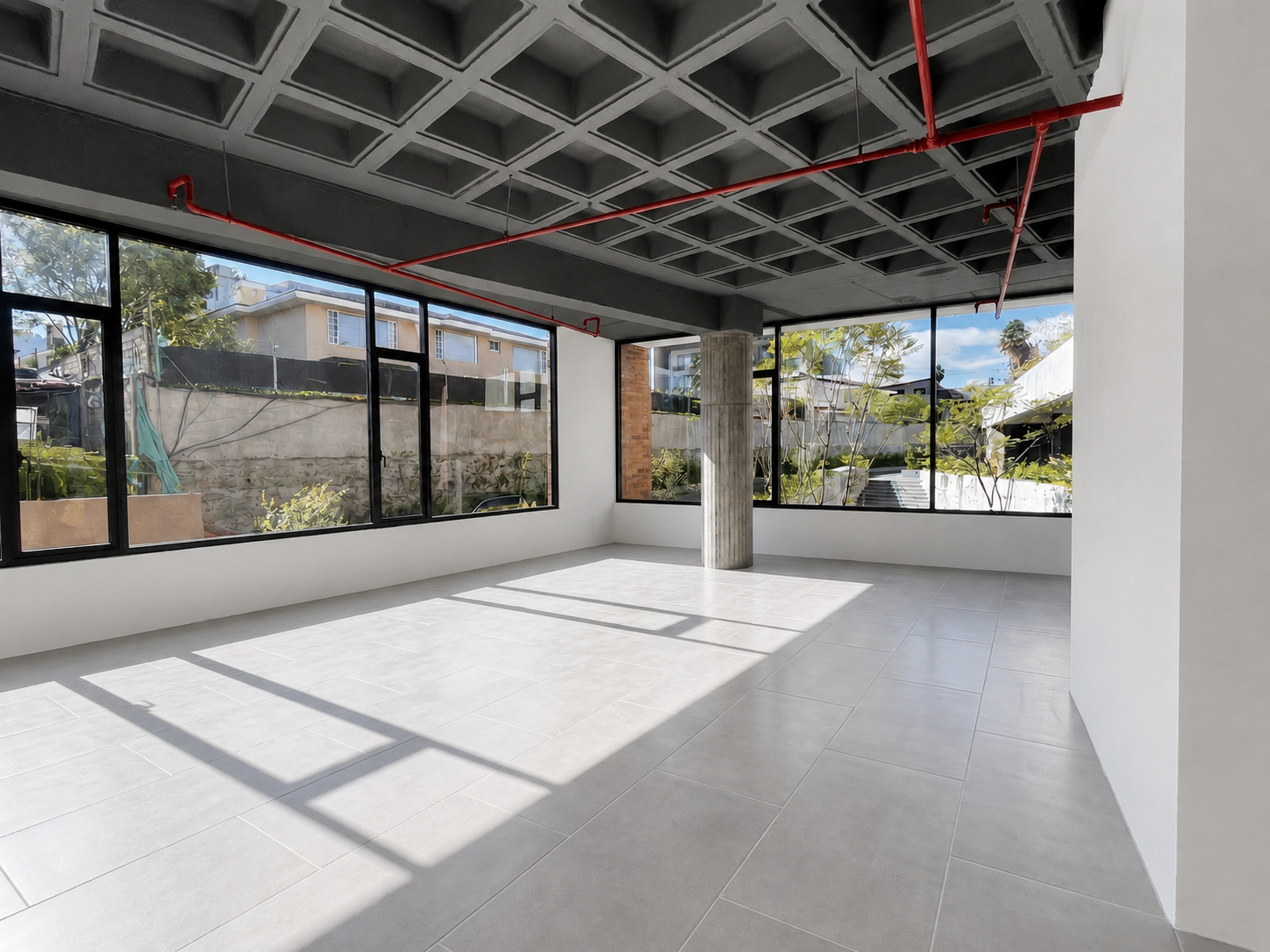 Oficinas de Living Corner en Cumbayá, espacios de trabajo versátiles